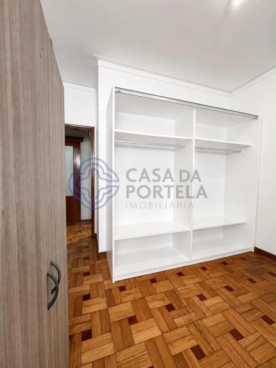Moradia T3 para Venda em Campanhã Foto 7