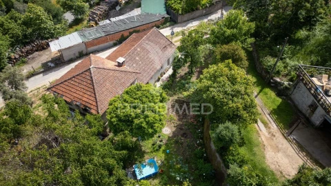 Moradia T3 para Venda em Rio Caldo