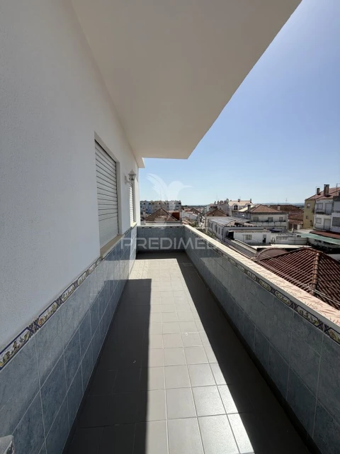 Apartamento T3 para Venda em Almeirim