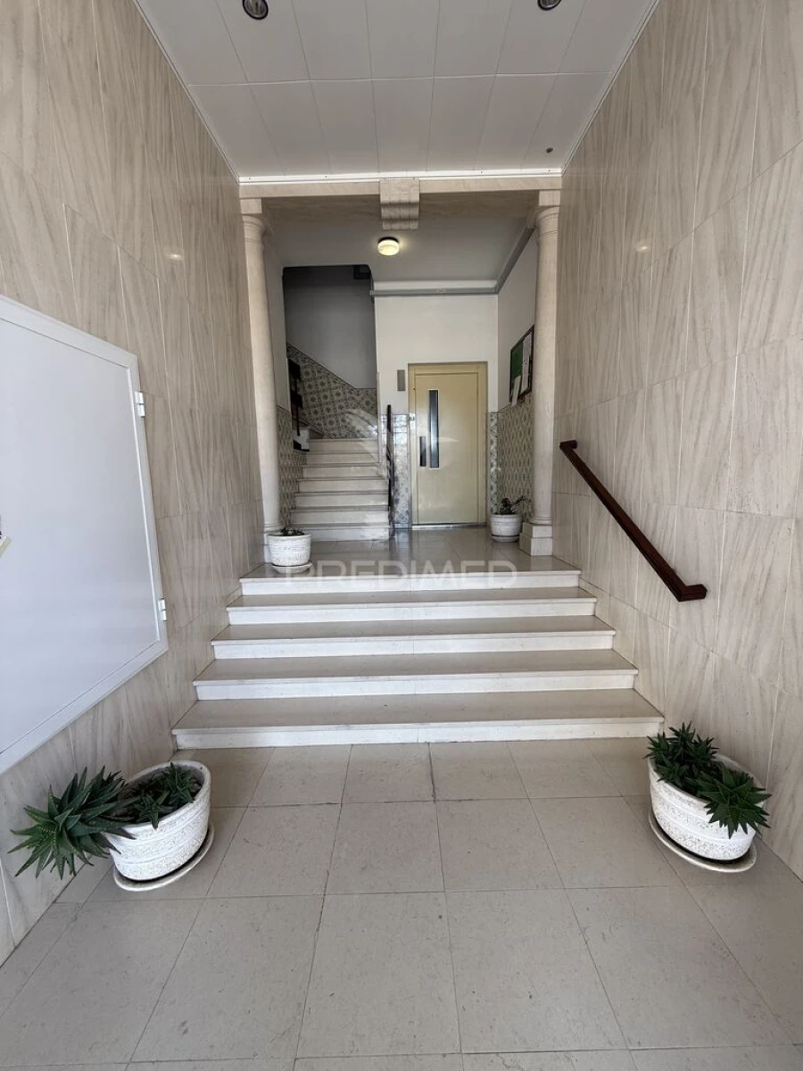 Apartamento T3 para Venda em Almeirim Foto 3