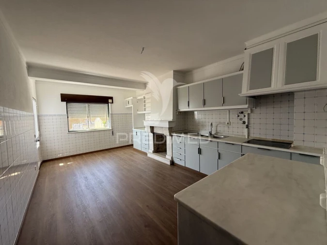 Apartamento T3 para Venda em Almeirim Foto 7