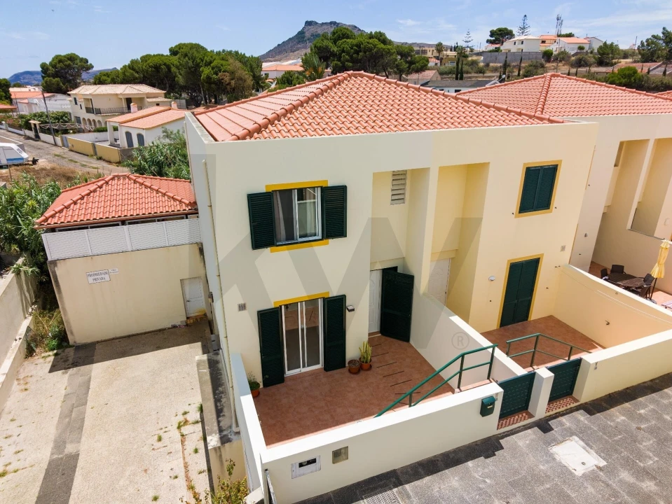 Moradia T2 para Venda em Porto Santo Foto 1