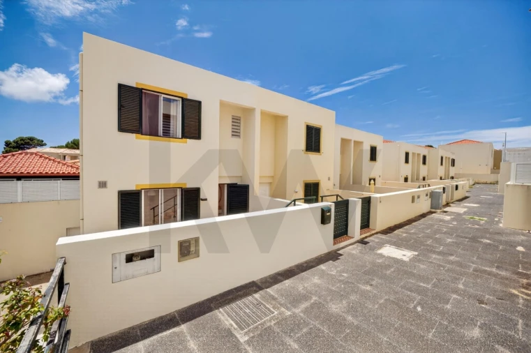 Moradia T2 para Venda em Porto Santo Foto 3