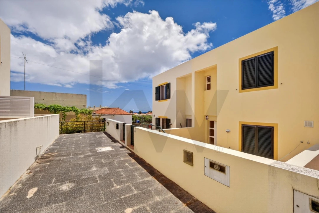 Moradia T2 para Venda em Porto Santo Foto 5