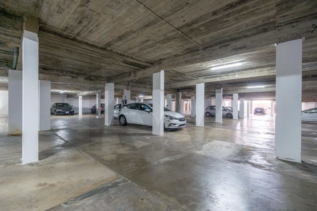 Apartamento T1 para Venda em Albufeira e Olhos de Água Foto 22
