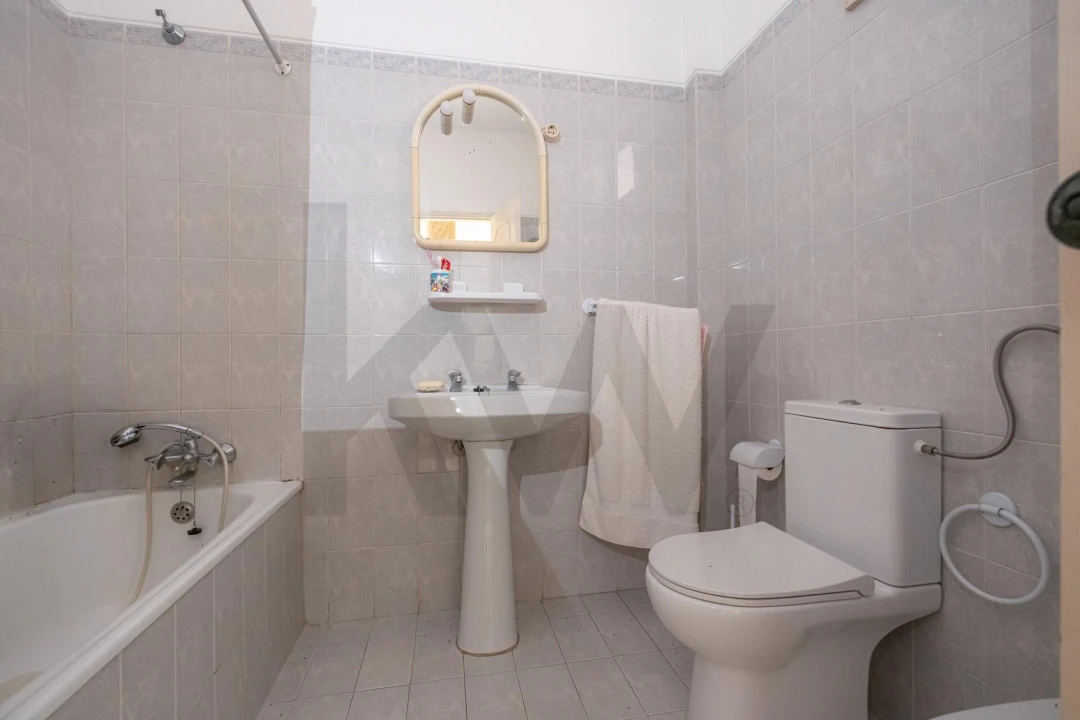 Apartamento T1 para Venda em Albufeira e Olhos de Água Foto 14