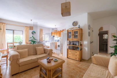 Apartamento T1 para Venda em Albufeira e Olhos de Água