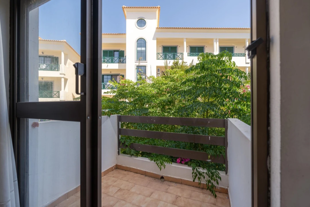 Apartamento T1 para Venda em Albufeira e Olhos de Água Foto 24