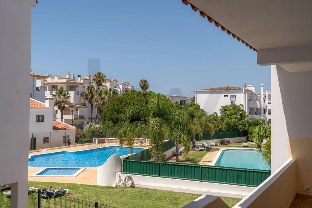 Apartamento T1 para Venda em Albufeira e Olhos de Água Foto 3