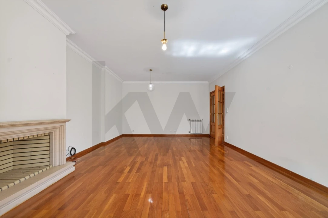 Apartamento T3 para Venda em Oeiras e São Julião da Barra, Paço de Arcos e Caxias Foto 7