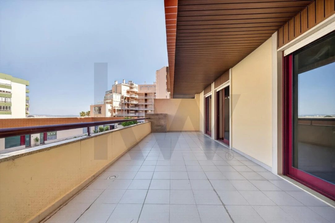 Apartamento T3 para Venda em Oeiras e São Julião da Barra, Paço de Arcos e Caxias Foto 24