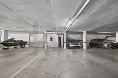 Apartamento T3 para Venda em Oeiras e São Julião da Barra, Paço de Arcos e Caxias