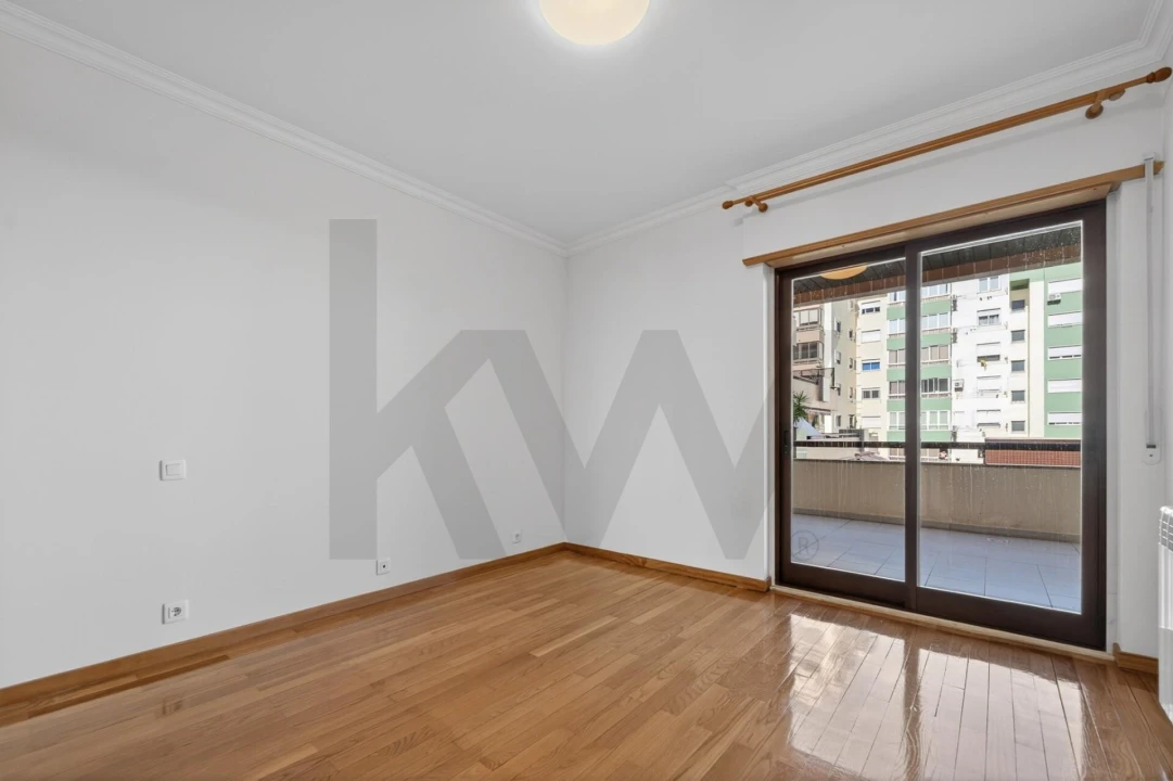 Apartamento T3 para Venda em Oeiras e São Julião da Barra, Paço de Arcos e Caxias Foto 10