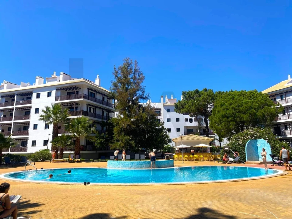 Apartamento T2 para Venda em Albufeira e Olhos de Água Foto 43