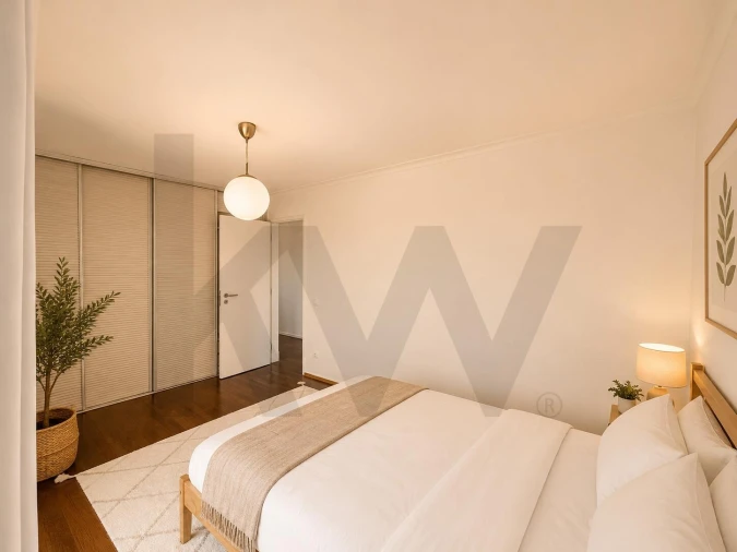 Apartamento T5 para Venda em Carcavelos e Parede Foto 25