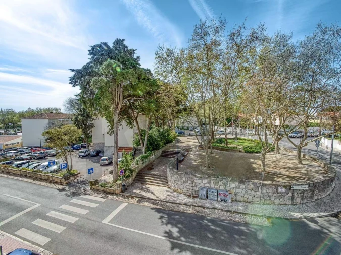 Apartamento T5 para Venda em Carcavelos e Parede Foto 29