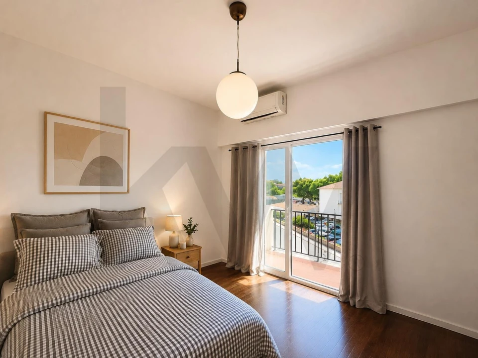Apartamento T5 para Venda em Carcavelos e Parede Foto 1