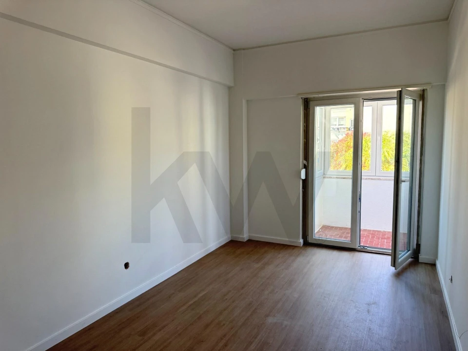 Apartamento T3 para Arrendamento em Oeiras e São Julião da Barra, Paço de Arcos e Caxias Foto 9
