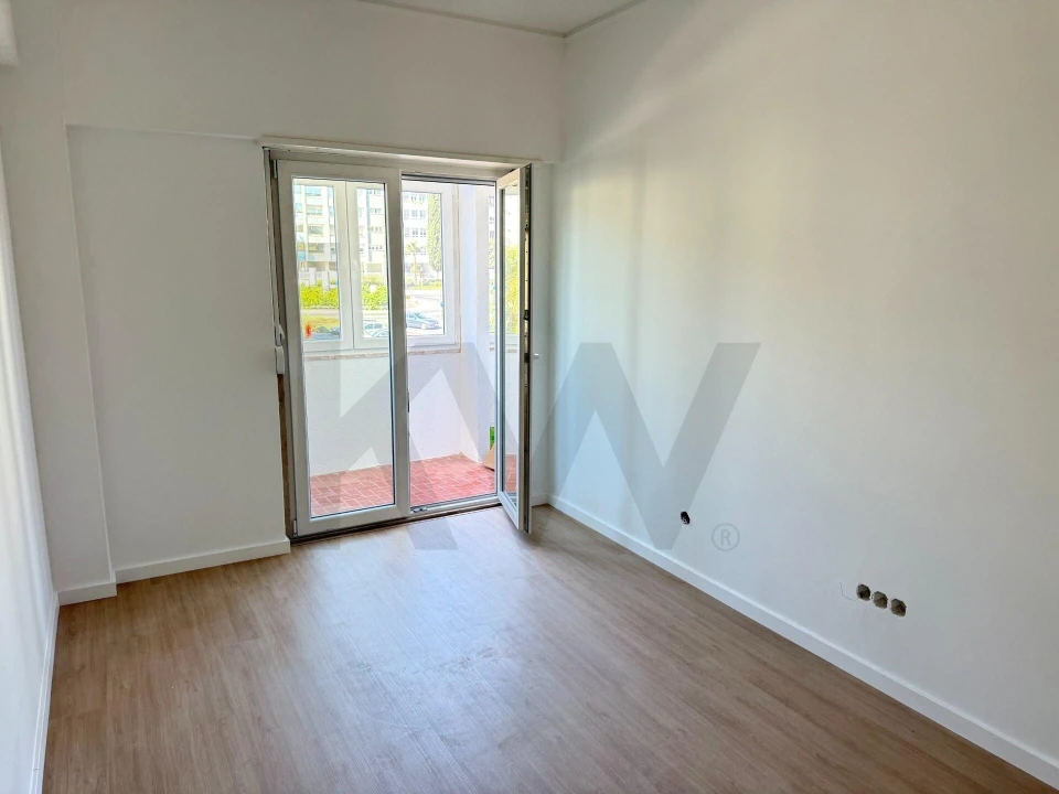Apartamento T3 para Arrendamento em Oeiras e São Julião da Barra, Paço de Arcos e Caxias Foto 8