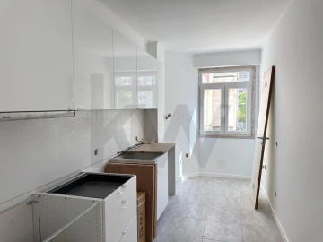 Apartamento T3 para Arrendamento em Oeiras e São Julião da Barra, Paço de Arcos e Caxias