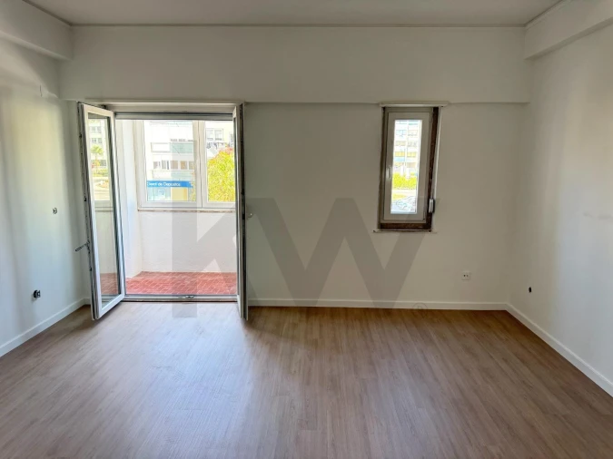 Apartamento T3 para Arrendamento em Oeiras e São Julião da Barra, Paço de Arcos e Caxias Foto 14