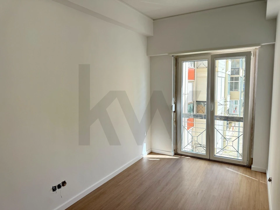 Apartamento T3 para Arrendamento em Oeiras e São Julião da Barra, Paço de Arcos e Caxias Foto 5