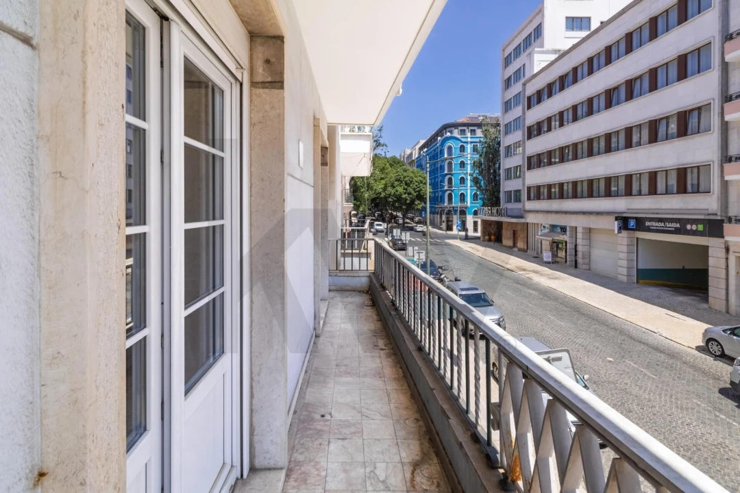 Apartamento T3 para Arrendamento em Avenidas Novas Foto 19