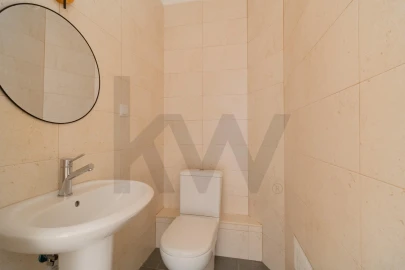 Apartamento T3 para Arrendamento em Avenidas Novas