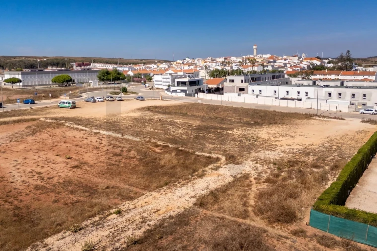 Terreno para Venda em Vila do Bispo e Raposeira Foto 9