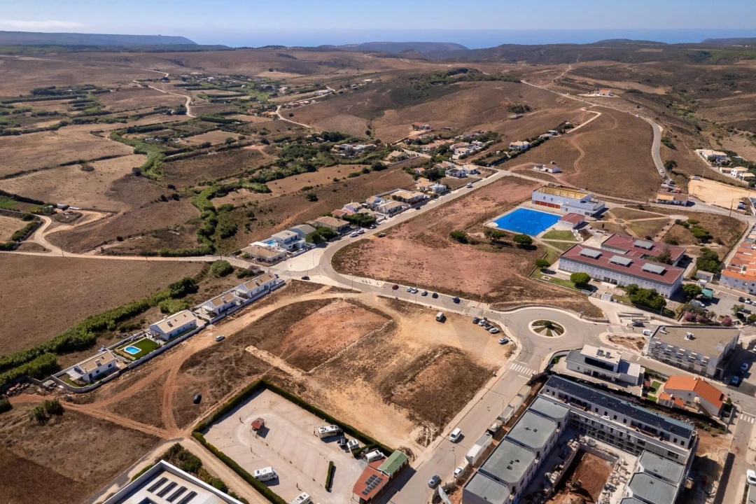 Terreno para Venda em Vila do Bispo e Raposeira Foto 3
