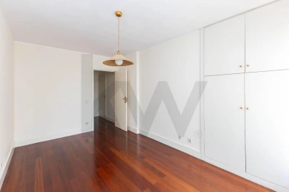 Apartamento T1 para Arrendamento em Ramalde