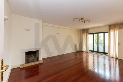 Apartamento T1 para Arrendamento em Ramalde