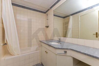 Apartamento T1 para Arrendamento em Ramalde