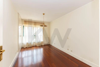 Apartamento T1 para Arrendamento em Ramalde