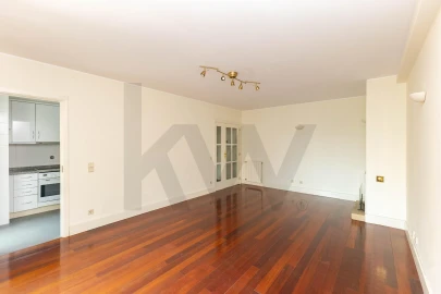 Apartamento T1 para Arrendamento em Ramalde