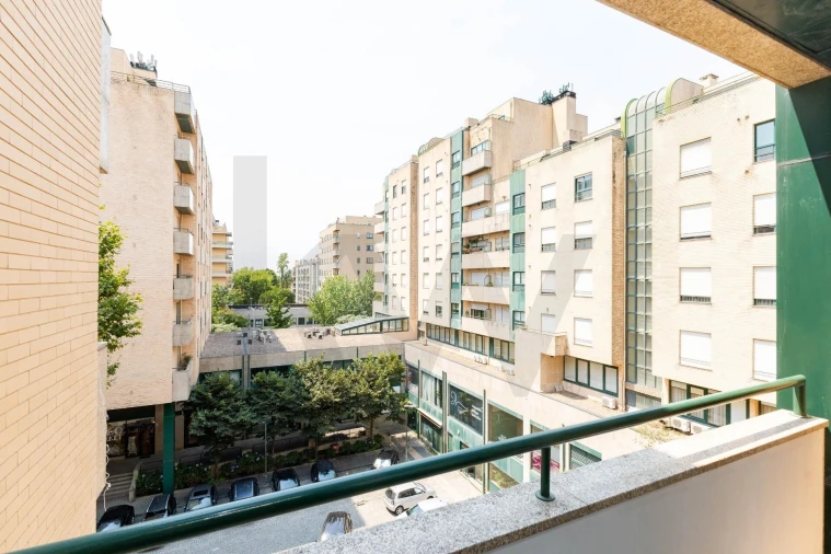Apartamento T1 para Arrendamento em Ramalde Foto 15