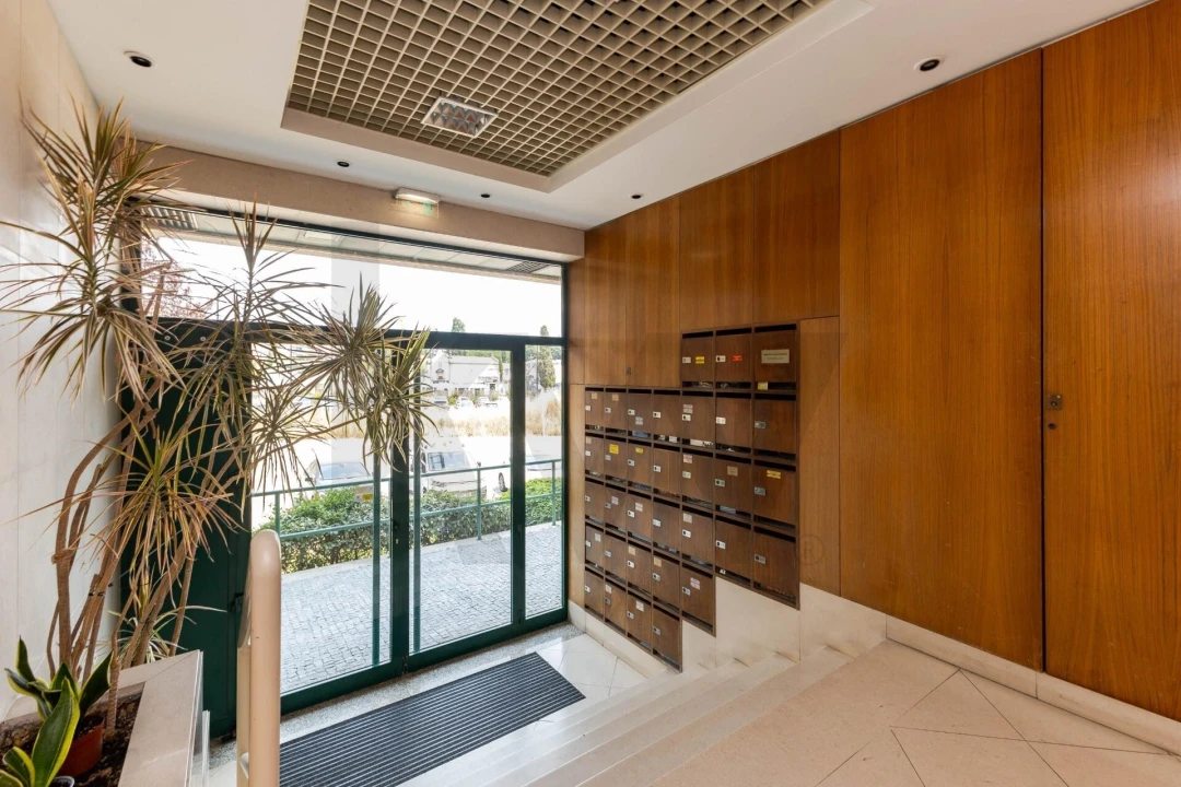 Apartamento T1 para Arrendamento em Ramalde Foto 17
