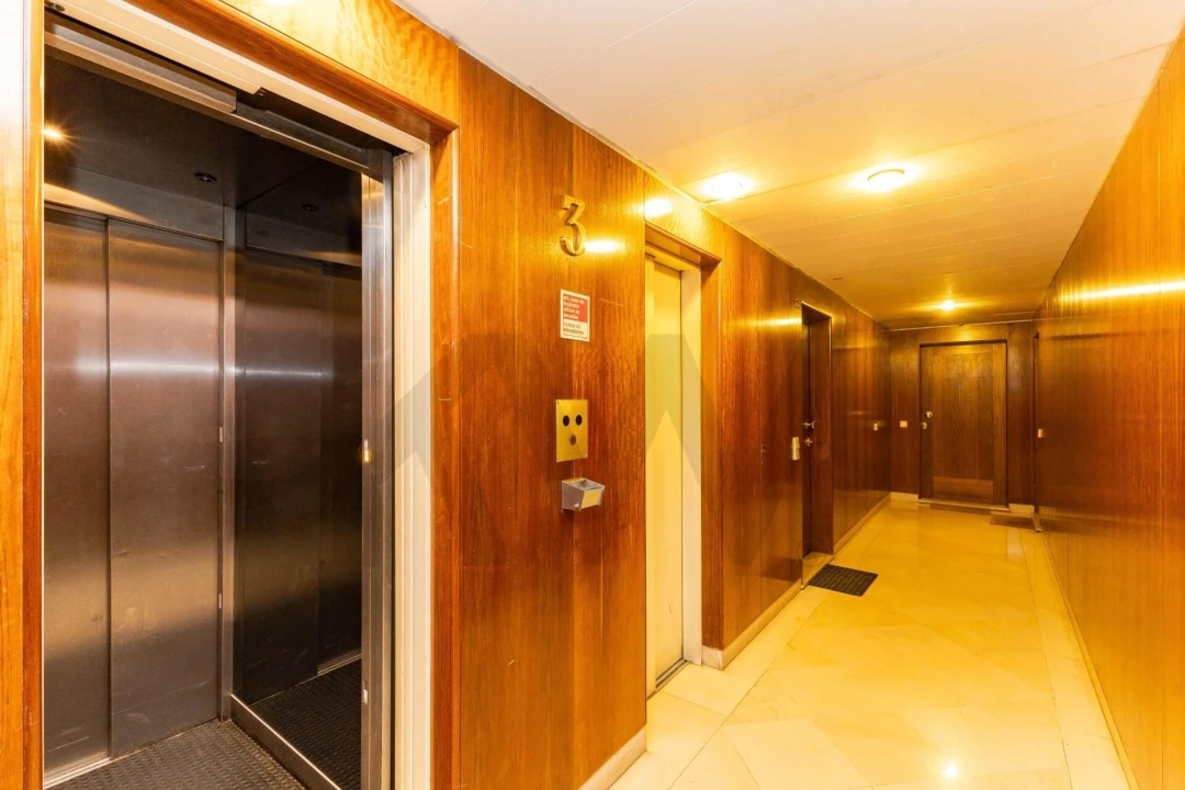 Apartamento T1 para Arrendamento em Ramalde Foto 19