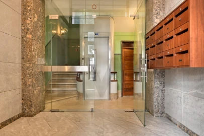Apartamento T3 para Arrendamento em Santo António