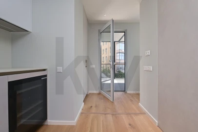 Apartamento T3 para Arrendamento em Santo António