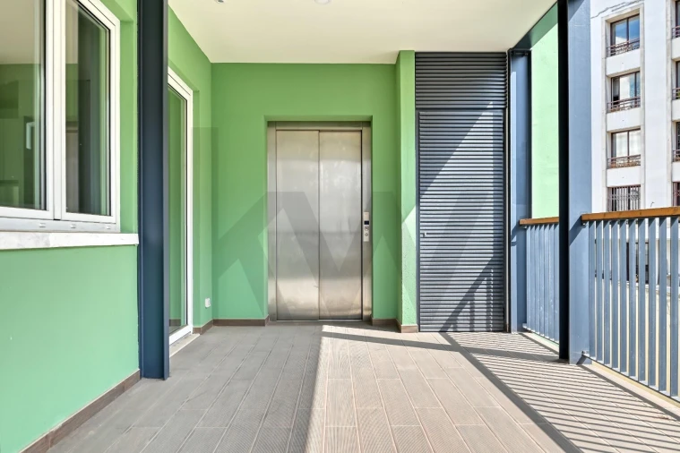 Apartamento T3 para Arrendamento em Santo António Foto 5
