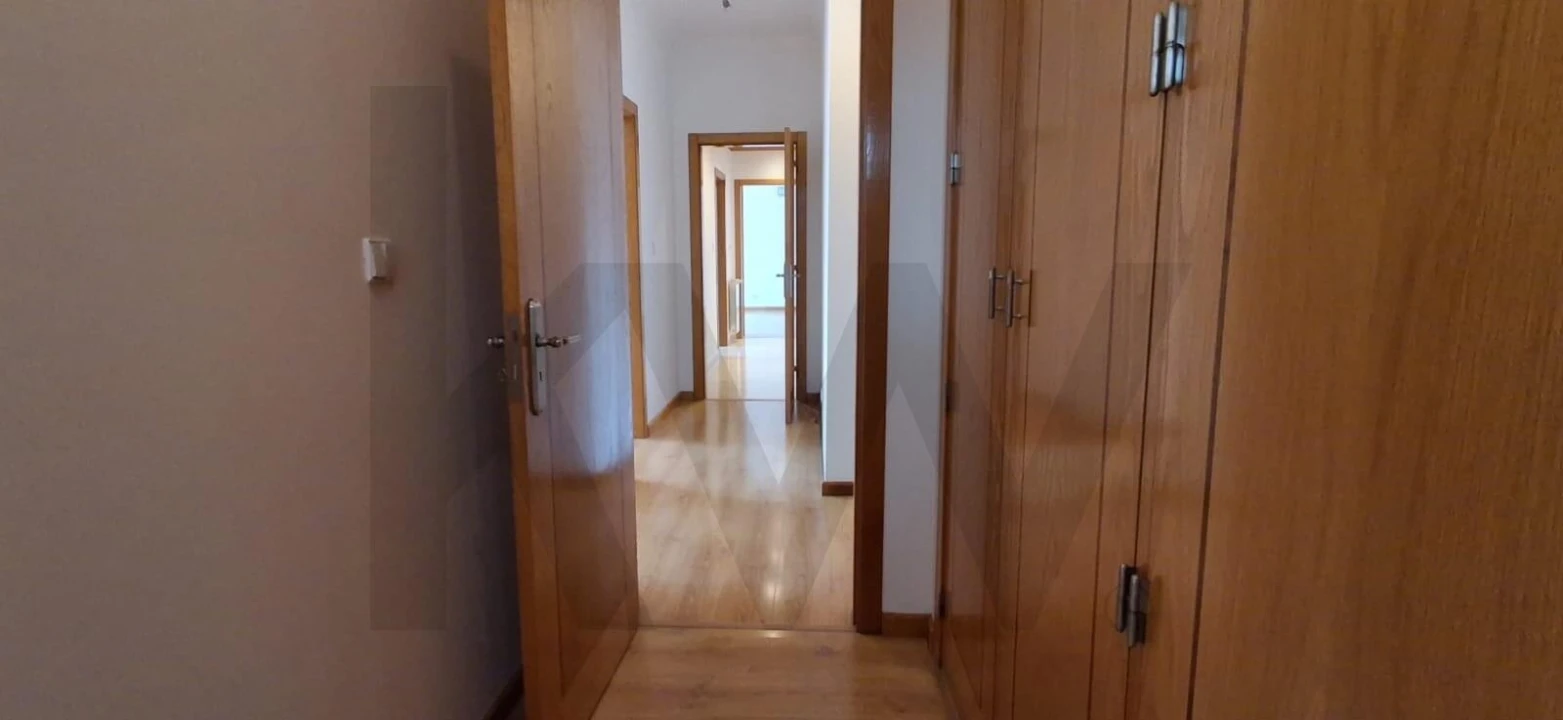 Apartamento T3 para Arrendamento em Odivelas Foto 23