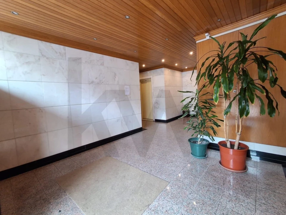 Apartamento T3 para Arrendamento em Odivelas Foto 7