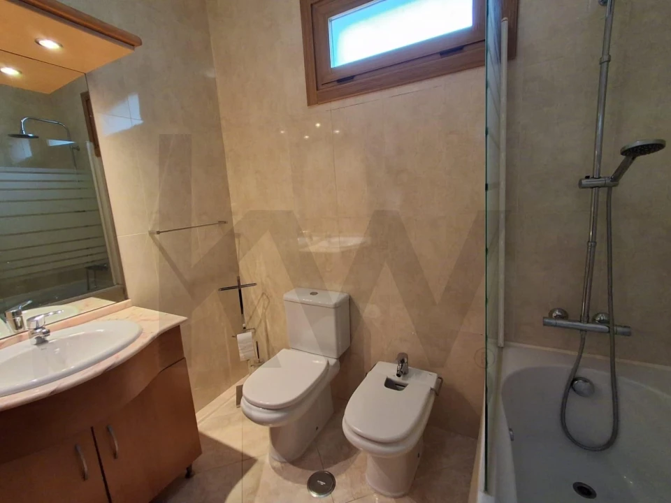 Apartamento T3 para Arrendamento em Odivelas Foto 36