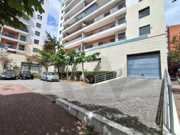 Apartamento T3 para Arrendamento em Odivelas