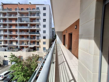 Apartamento T3 para Arrendamento em Odivelas