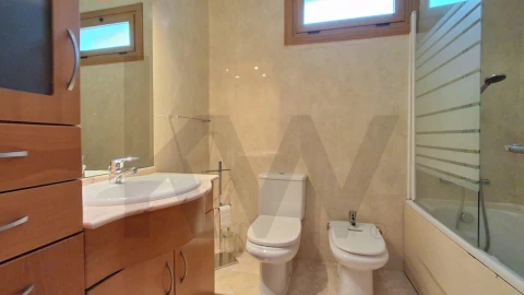 Apartamento T3 para Arrendamento em Odivelas