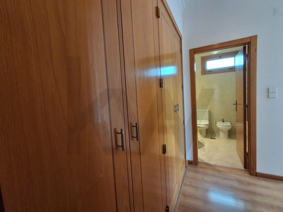 Apartamento T3 para Arrendamento em Odivelas Foto 26