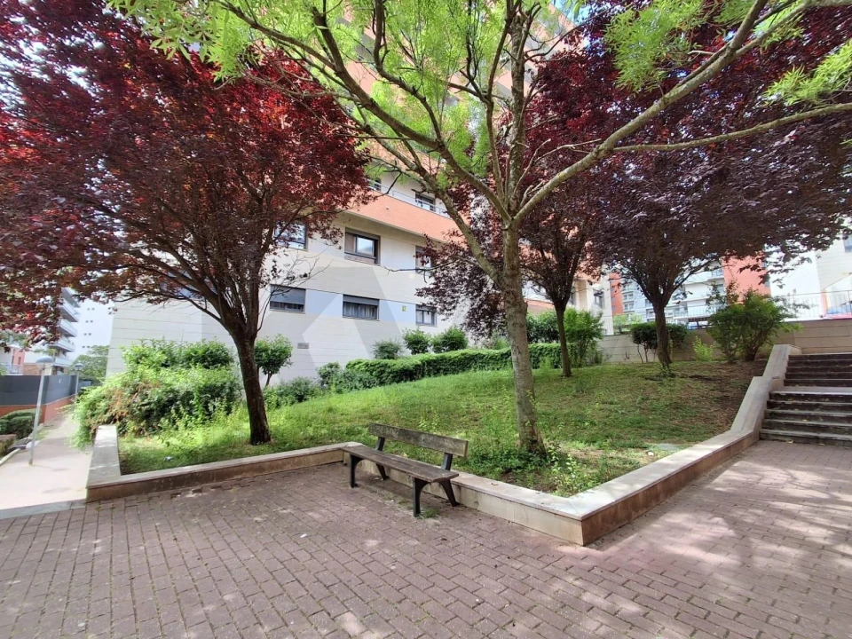 Apartamento T3 para Arrendamento em Odivelas Foto 33