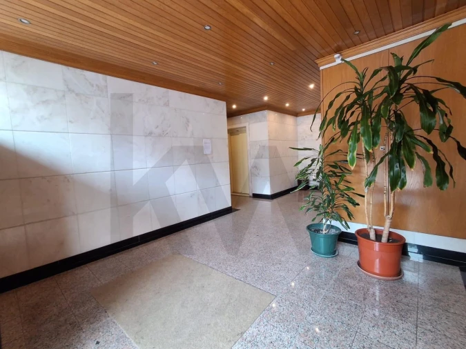 Apartamento T3 para Arrendamento em Odivelas Foto 7